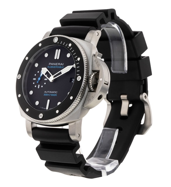 Panerai Submersible PAM02683 Image 2